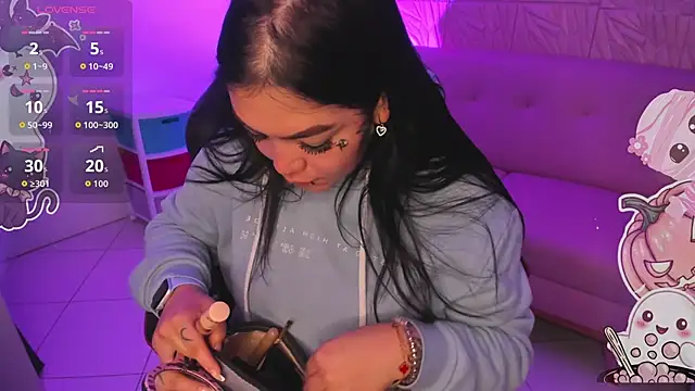 MAGIC TESSA online show from October 2025 07:01:02 PM