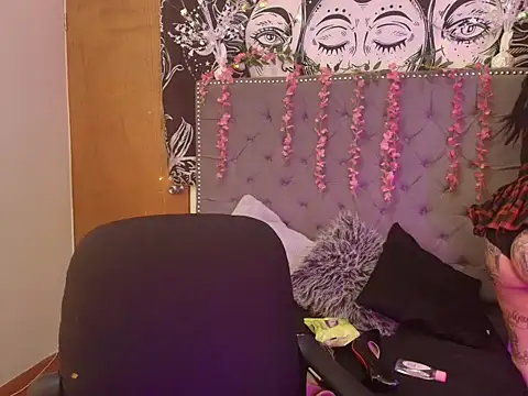 DakotaDmne1 online show from September 2025 02:13:02 AM