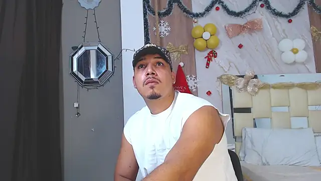 taylor collins  online show from December 2025 11:09:02 PM