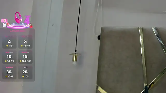 HunterHeat  online show from October 2025 12:15:02 PM