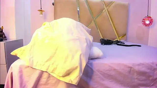 HunterHeat  online show from October 2025 11:55:02 AM