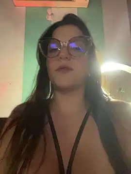 Snapshot of alilith chatting on December 2025 07:56:02 PM alilith online show from December 2025 07:56:02 PM