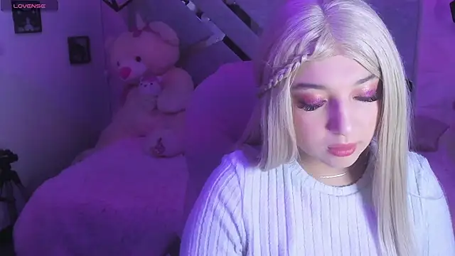 AnaVelvett online show from October 2025 03:02:01 PM