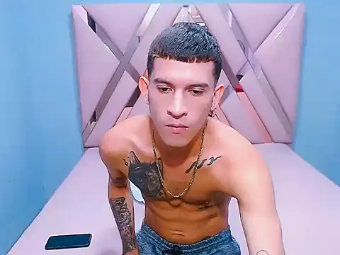 Snapshot of dilan_abraham12 chatting on September 2025 07:40:02 PM dilan abraham12 online show from September 2025 07:40:02 PM