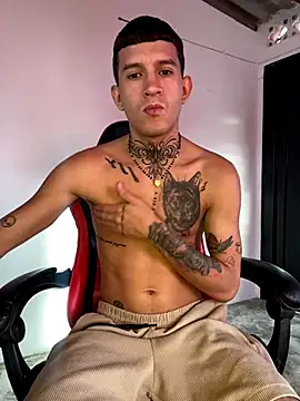 Snapshot of dilan_abraham12 chatting on November 2025 09:38:01 PM dilan abraham12 online show from November 2025 09:38:01 PM