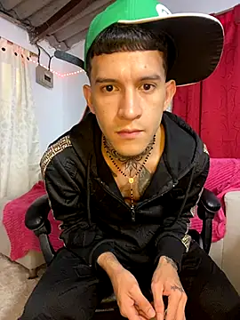 Snapshot of dilan_abraham12 chatting on November 2025 03:17:01 AM dilan abraham12 online show from November 2025 03:17:01 AM