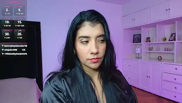 Snapshot of nina_moen chatting on October 2025 10:46:02 AM nina moen online show from October 2025 10:46:02 AM