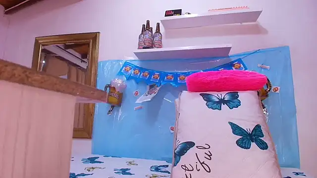 Snapshot of sweegirl69 chatting on September 2025 12:08:02 PM sweegirl69 online show from September 2025 12:08:02 PM