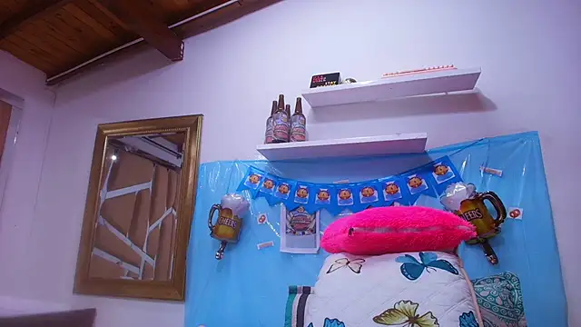 Snapshot of sweegirl69 chatting on September 2025 11:58:01 AM sweegirl69 online show from September 2025 11:58:01 AM