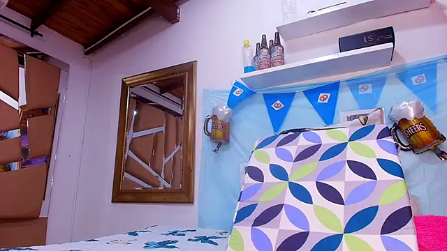 Snapshot of sweegirl69 chatting on October 2025 12:02:02 PM sweegirl69 online show from October 2025 12:02:02 PM