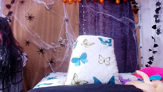 Snapshot of sweegirl69 chatting on October 2025 11:54:02 AM sweegirl69 online show from October 2025 11:54:02 AM