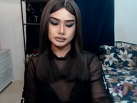 Snapshot of RositaUshvada chatting on October 2025 05:12:02 PM RositaUshvada online show from October 2025 05:12:02 PM