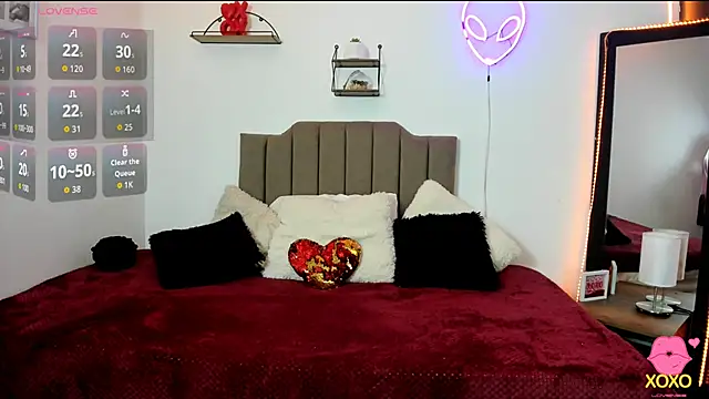 Elisabeth swan online show from September 2025 12:43:02 PM