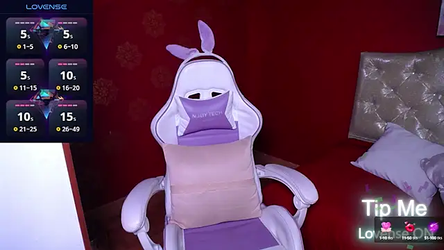 Snapshot of Violet-Flow chatting on October 2025 02:26:01 PM Violet-Flow online show from October 2025 02:26:01 PM