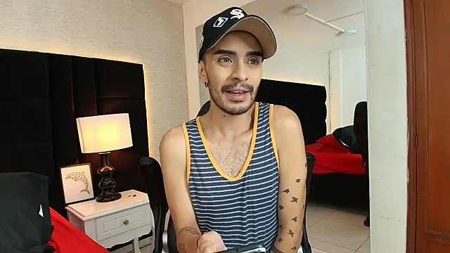 HairyDiamond  online show from September 2025 07:35:01 PM
