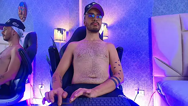 HairyDiamond  online show from September 2025 04:57:02 AM