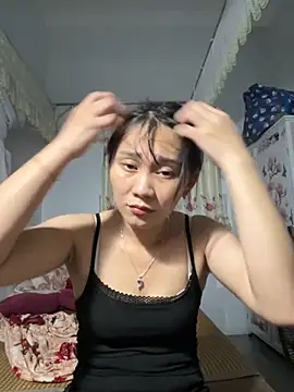 Almond-cute online show from September 2025 12:28:02 PM