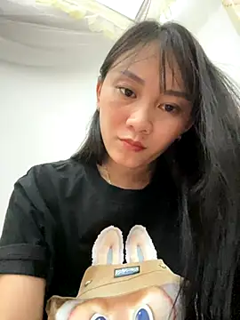 Almond-cute online show from September 2025 01:14:02 PM