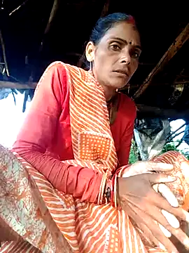 Snapshot of H_seema chatting on October 2025 01:36:02 AM H seema online show from October 2025 01:36:02 AM