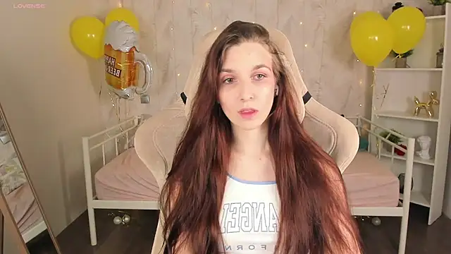Miss   Eva online show from September 2025 12:03:02 AM