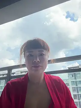 Snapshot of Xinlan-Asia chatting on September 2025 05:42:01 AM Xinlan-Asia online show from September 2025 05:42:01 AM