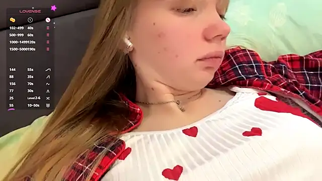 Snapshot of Sweet_horizon chatting on October 2025 06:25:01 AM Sweet horizon online show from October 2025 06:25:01 AM