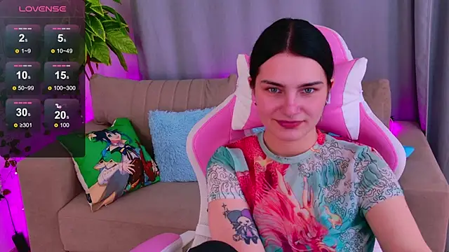 Snapshot of Angel_Braun chatting on October 2025 02:24:02 PM Angel Braun online show from October 2025 02:24:02 PM