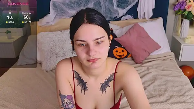 Snapshot of Angel_Braun chatting on October 2025 10:10:01 AM Angel Braun online show from October 2025 10:10:01 AM