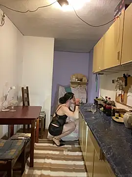 vikinylon online show from November 2025 07:39:02 PM