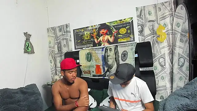 Venezuelan threesome online show from September 2025 01:49:02 AM