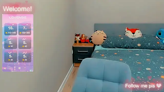 Snapshot of Kitten_Alissa chatting on November 2025 07:01:02 PM Kitten Alissa online show from November 2025 07:01:02 PM