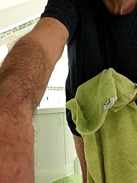 Oldmenhot66 online show from September 2025 04:17:02 AM