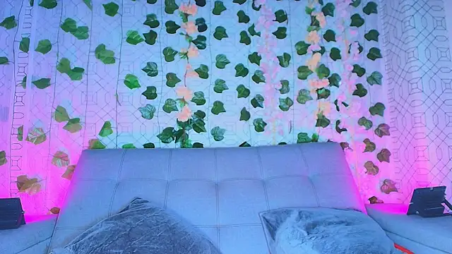 collet 1 online show from October 2025 12:13:02 PM