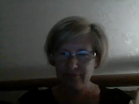 LucyLewisX online show from September 2025 07:03:02 PM