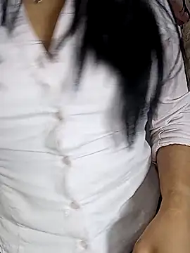 ValerieLove  online show from September 2025 07:46:02 PM