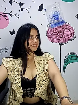 ValerieLove  online show from October 2025 12:00:01 AM