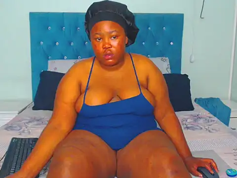 Snapshot of ThickAss_Cheeks chatting on September 2025 11:44:01 AM ThickAss Cheeks online show from September 2025 11:44:01 AM