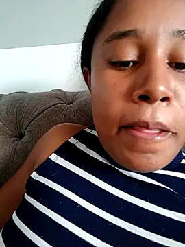 MoniqueMulberry online show from November 2025 07:15:01 PM