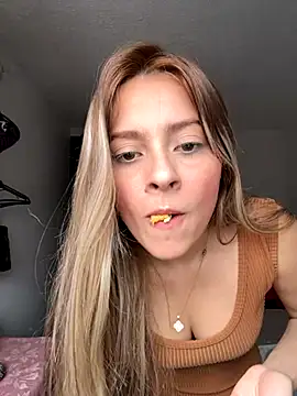 kendal blonde online show from September 2025 09:07:02 PM