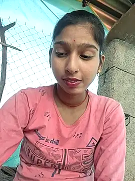 Snapshot of Yatiksha_Beby chatting on November 2025 08:24:01 AM Yatiksha Beby online show from November 2025 08:24:01 AM