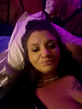 Uniquegypsy420 online show from September 2025 03:23:02 AM