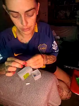 Snapshot of Almendrasexy chatting on November 2025 08:05:02 AM Almendrasexy online show from November 2025 08:05:02 AM