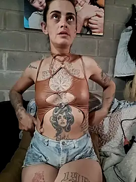 Snapshot of Almendrasexy chatting on November 2025 07:45:01 PM Almendrasexy online show from November 2025 07:45:01 PM