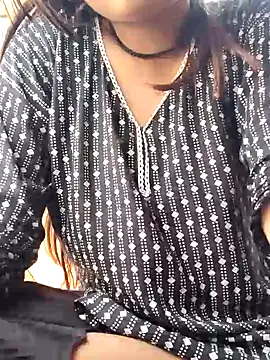 Janvi Jaitly online show from September 2025 06:28:02 AM