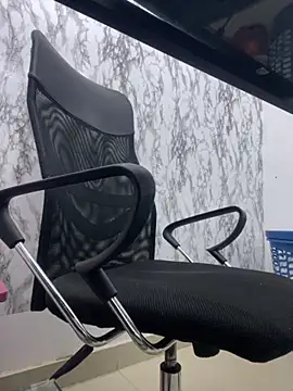 Snapshot of StevenHumps chatting on October 2025 06:41:02 AM StevenHumps online show from October 2025 06:41:02 AM