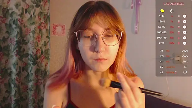 ohmycheryl online show from October 2025 05:09:01 PM