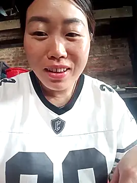 Snapshot of siki-00 chatting on October 2025 11:36:02 PM siki-00 online show from October 2025 11:36:02 PM