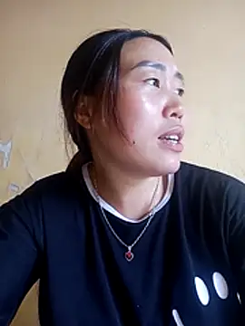 Snapshot of siki-00 chatting on October 2025 05:19:01 AM siki-00 online show from October 2025 05:19:01 AM