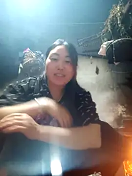 Snapshot of siki-00 chatting on October 2025 01:01:02 PM siki-00 online show from October 2025 01:01:02 PM