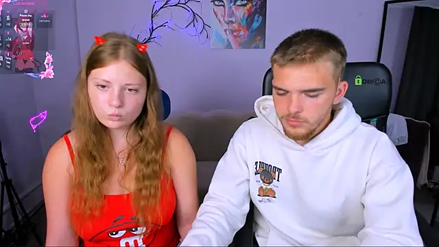 Snapshot of melani_bumm chatting on September 2025 07:43:01 AM melani bumm online show from September 2025 07:43:01 AM